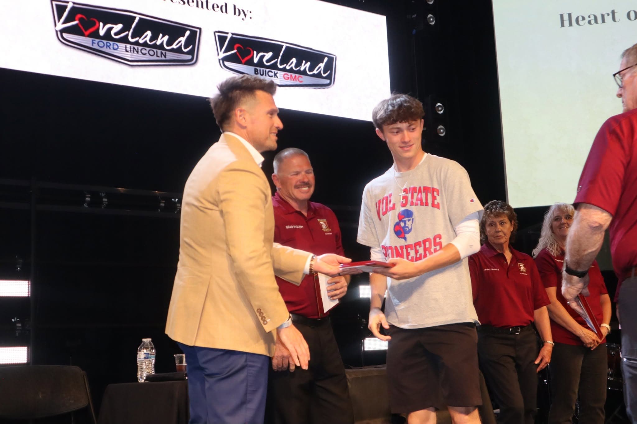 Award presentation at the Hall of Fame Banquet